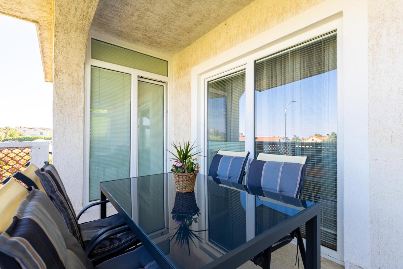 Apartment Meri Крк Экстерьер фото