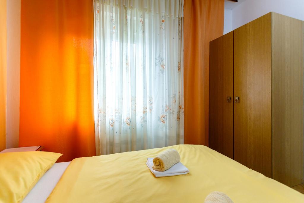 Apartment Meri Крк Экстерьер фото